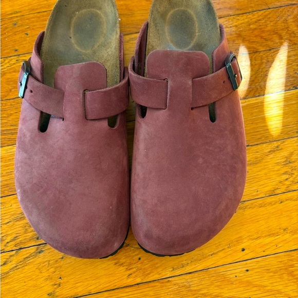 Birkenstock Suede Clogs in Burgundy - Picture 2 of 4